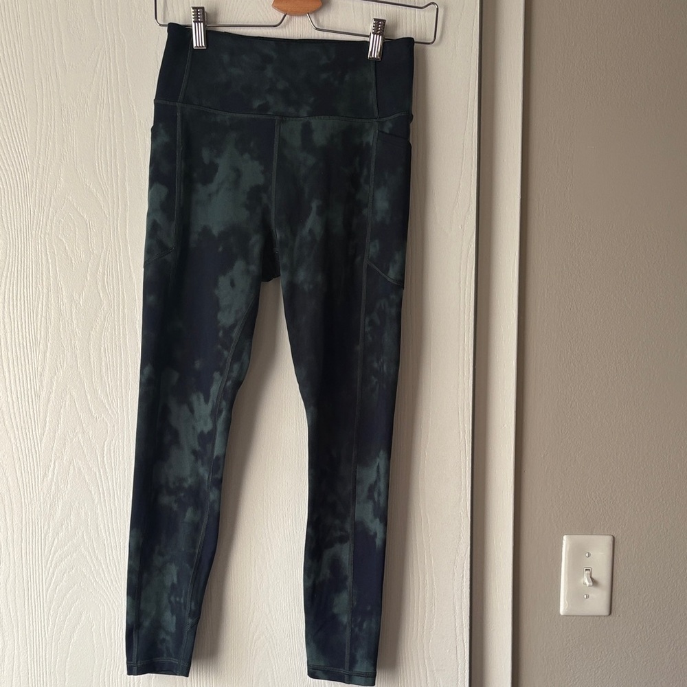 Victoria's Secret Black and Green Leggings